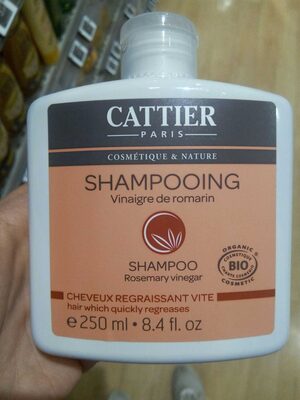 Shampooing cheveux gras, Vinaigre de romarin