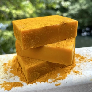Glo Melanin Glo Melanin Turmeric Brightening Soap (with Vitamin C, Alpha Arbutin, Oat)