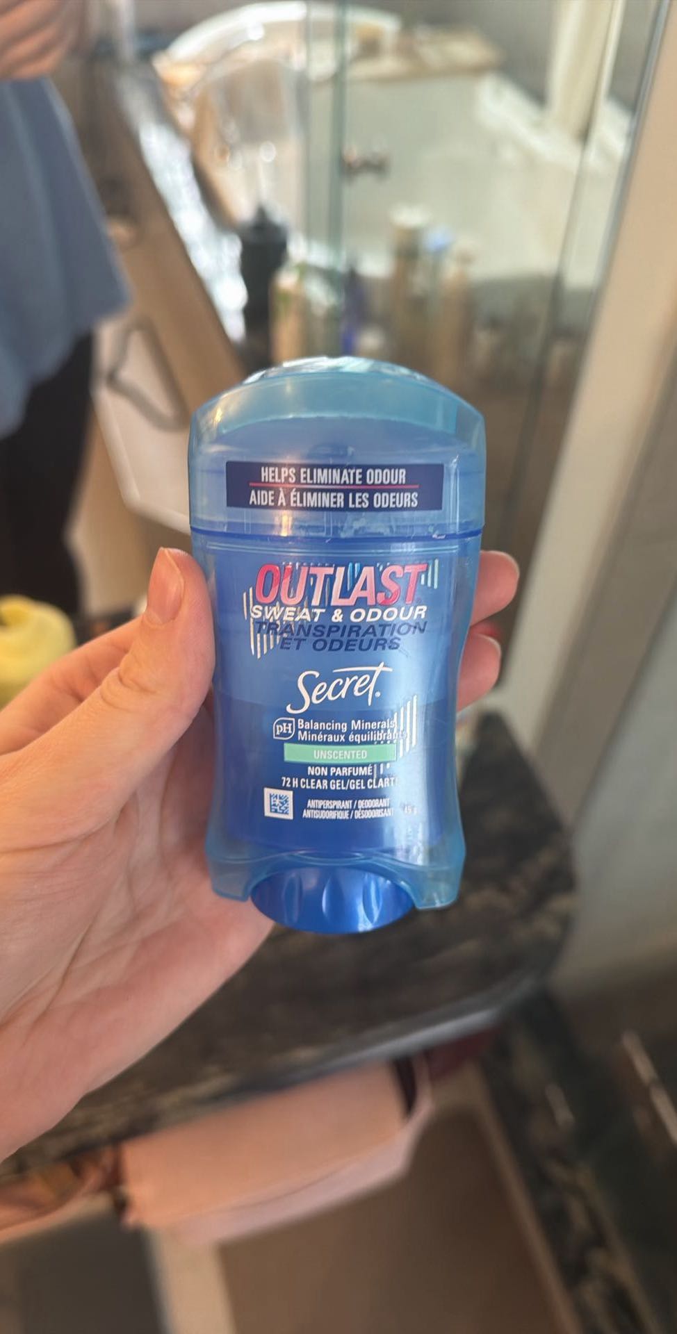 Secret Outlast Sweat & Odour Unscented 72H Clear Gel Antiperspirant/Deodorant