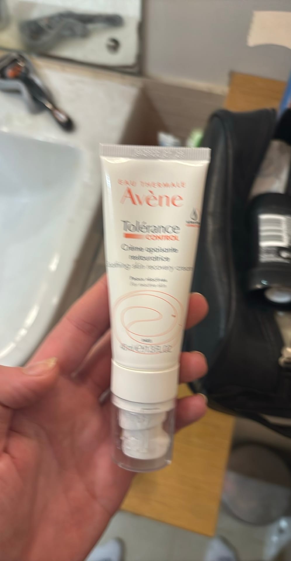 Tolérance CONTROL Crème apaisante restauratrice / Soothing Skin Recovery Cream 40 ml